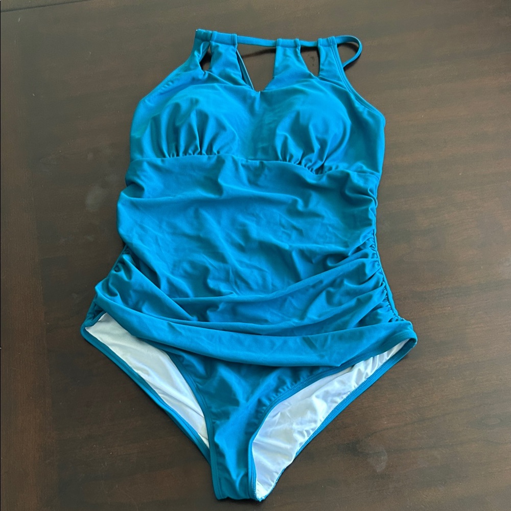 Cupshe 1 piece swimsuit size L